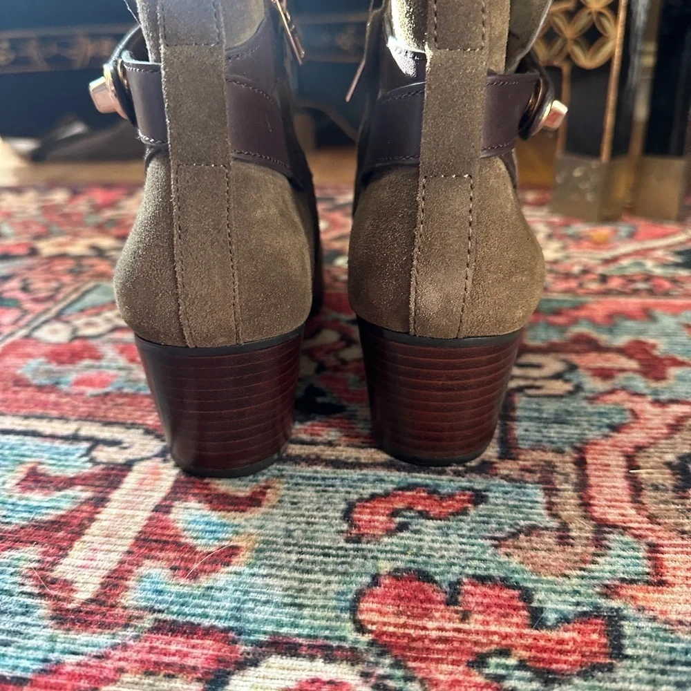 Coach Patricia suede brown boots size 7